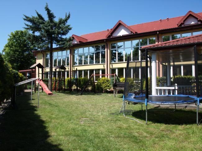 Hotel Warka Esterno foto